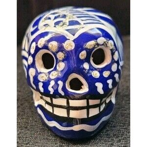 Mexican Ceramic? Sugar Skull Figurine Day Of The Dead Folk Art White Blue 1.25"